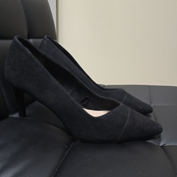 no brand Shoes - Sfera black suede heels 6